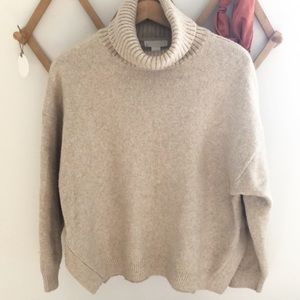 H&M tan turtle neck
